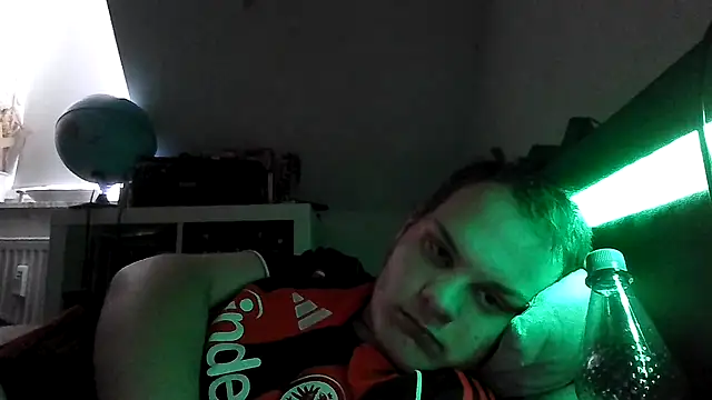 Snapshot of Nicolasjlhkjzl chatting on 05-27-26, 02:13 Nicolasjlhkjzl online show from 05-27-26, 02:13