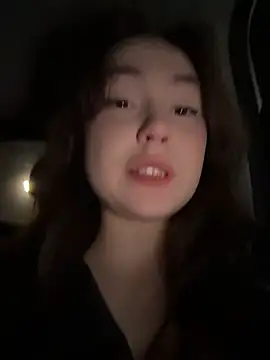 Peachy Dream online show from 12-14-25, 07:19