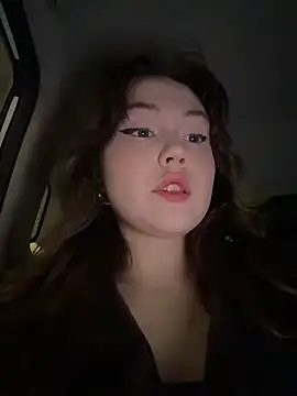 Peachy Dream online show from 11-13-25, 06:12