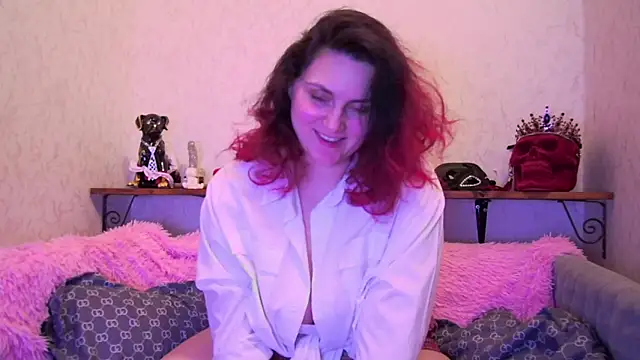 Snapshot of Cute_Carla chatting on 03-07-25, 01:20 Cute Carla online show from 03-07-25, 01:20