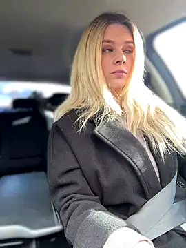 Love Bri online show from 10-11-25, 10:27