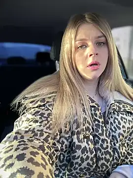 Love Bri online show from 03-22-25, 05:17