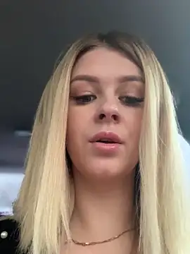 Love Bri online show from 12-02-25, 09:22