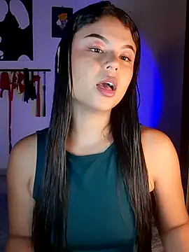 Cleo hills online show from 09-27-25, 02:56