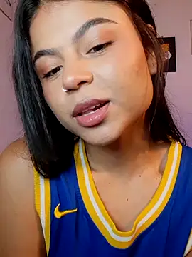 Cleo hills online show from 03-24-26, 02:17