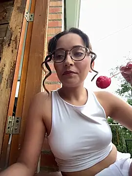 Penelope-Hot online show from 04-16-26, 09:04