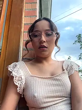 Penelope-Hot online show from 11-17-25, 09:08