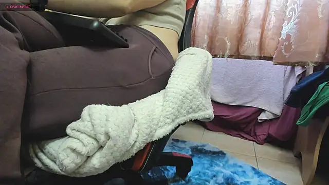 Queen Sport online show from 10-31-25, 08:11