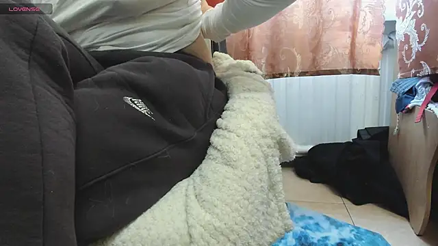 Queen Sport online show from 11-18-25, 09:45