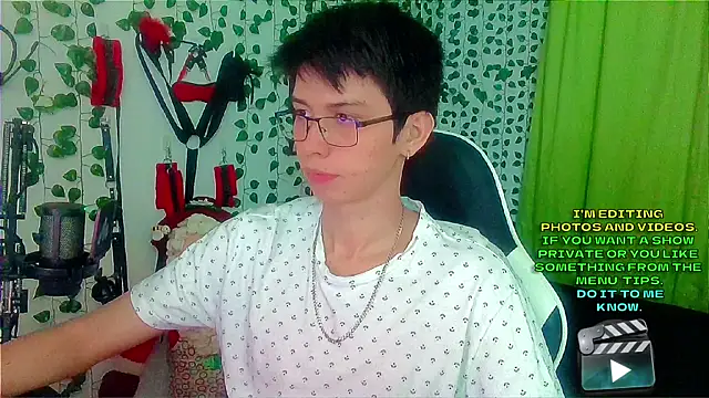 Andy gray online show from 12-14-25, 12:44