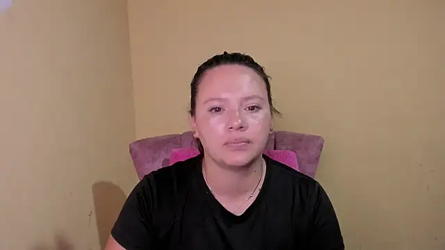 lauraguzman online show from 07-15-26, 08:27