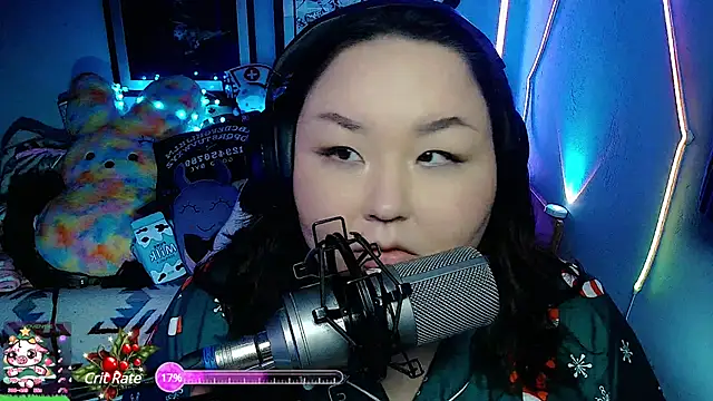 Snapshot of EmGreens chatting on 12-07-24, 11:34 EmGreens online show from 12-07-24, 11:34