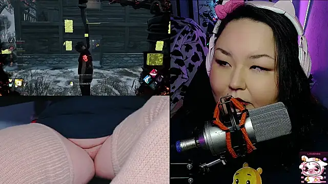 Snapshot of EmGreens chatting on 02-09-25, 07:26 EmGreens online show from 02-09-25, 07:26