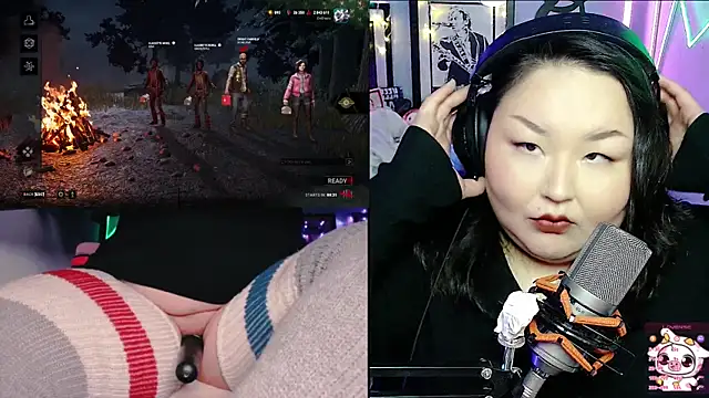 Snapshot of EmGreens chatting on 03-15-25, 02:46 EmGreens online show from 03-15-25, 02:46