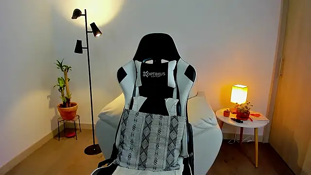 dafboy1 online show from 02-01-26, 04:49