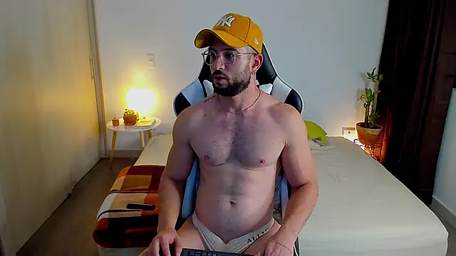 dafboy1 online show from 12-16-25, 11:31