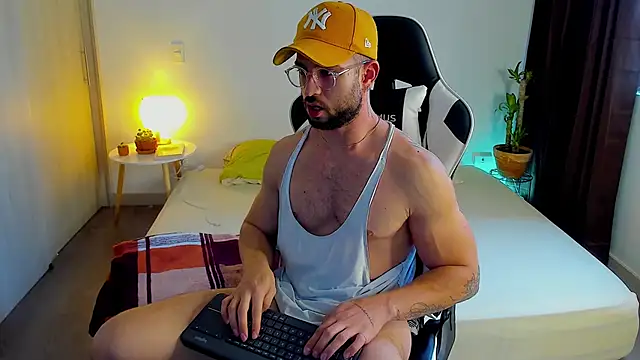 dafboy1 online show from 12-17-25, 11:37