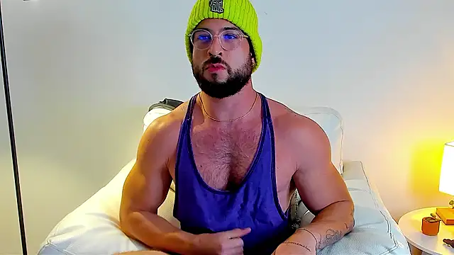 dafboy1 online show from 02-06-26, 05:58