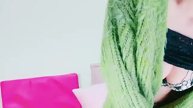 yukiDX online show from 12-13-24, 12:06