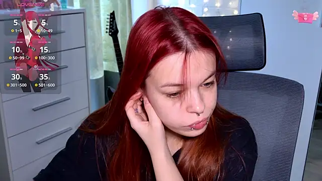 Snapshot of ValBae chatting on 06-02-26, 06:57 ValBae online show from 06-02-26, 06:57