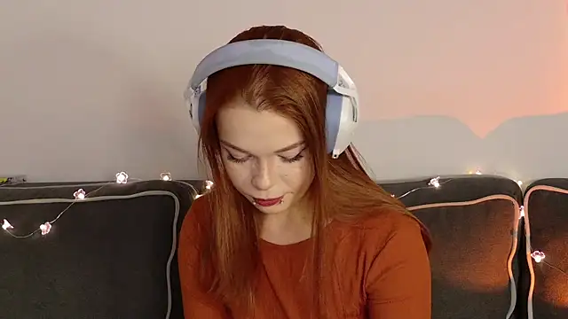 ValBae online show from 11-06-25, 09:19