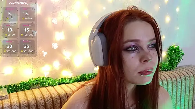 ValBae online show from 12-15-25, 10:04