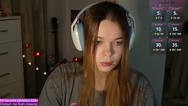 ValBae online show from 10-28-25, 09:03