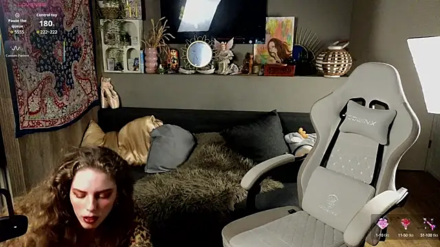 AyreenMoore online show from 09-22-25, 08:48