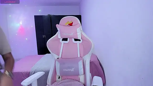 Tinylottie online show from 03-04-26, 12:29