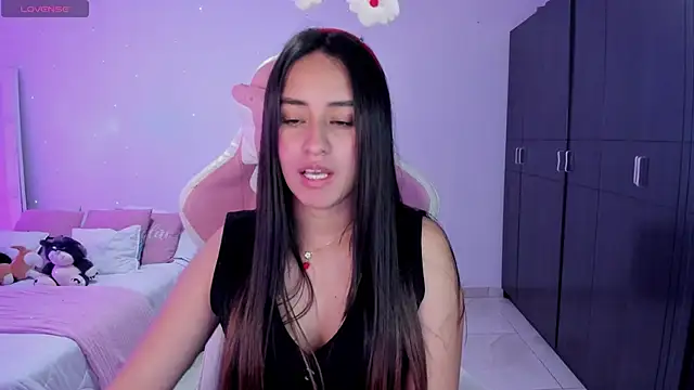 Tinylottie online show from 11-13-25, 02:04