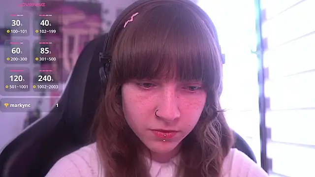 Snapshot of juliapie chatting on 05-13-26, 11:17 juliapie online show from 05-13-26, 11:17