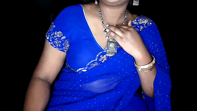 Snapshot of shila20 chatting on 06-18-26, 08:03 shila20 online show from 06-18-26, 08:03
