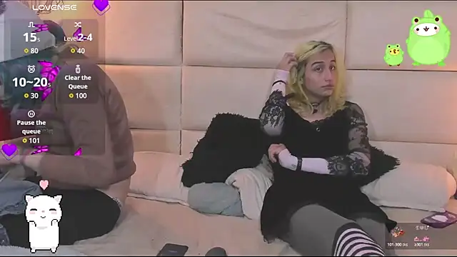 -kisa  online show from 12-18-25, 02:16