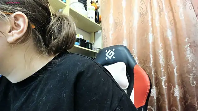 Seductive She Wolf online show from 03-10-26, 05:06