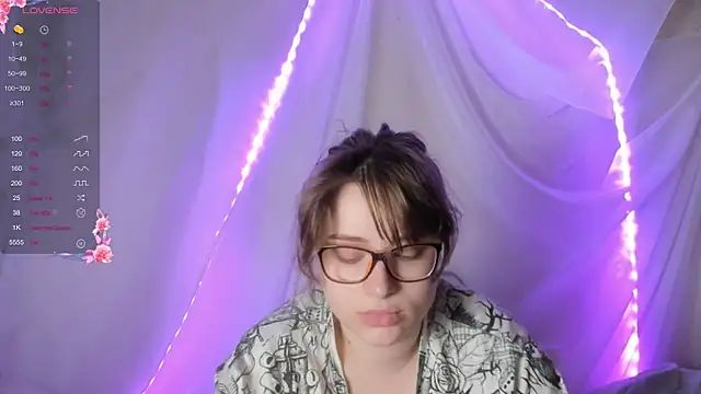 Seductive She Wolf online show from 06-24-26, 12:48
