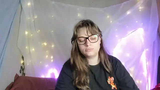 Seductive She Wolf online show from 07-04-26, 02:43