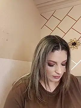 Snapshot of marianeporter__ chatting on 05-10-26, 03:10 marianeporter online show from 05-10-26, 03:10