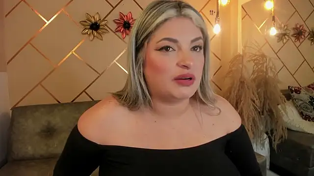 marianeporter   online show from 01-06-26, 03:10