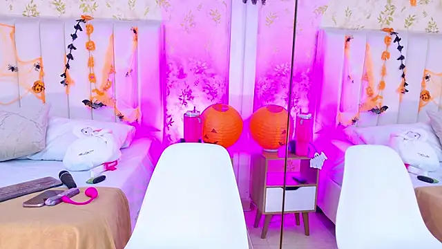 Mia-Monroe online show from 11-03-25, 03:01