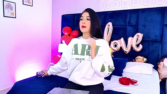 Mia-Monroe online show from 02-17-26, 12:35