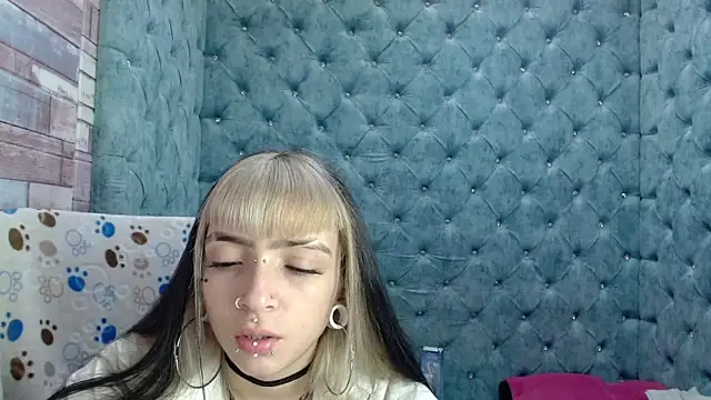 Samantha Smiith online show from 10-03-25, 03:41