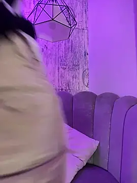 AbyThompson online show from 10-25-25, 01:56