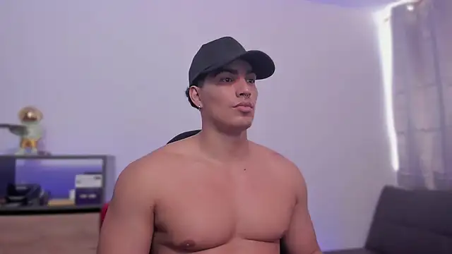 JamesGraay online show from 09-11-25, 03:12