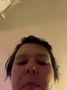 KatieBARBiE98 online show from 03-02-26, 05:08