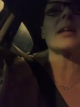 Snapshot of KatieBARBiE98 chatting on 01-17-25, 04:49 KatieBARBiE98 online show from 01-17-25, 04:49