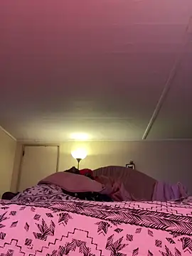 KatieBARBiE98 online show from 02-11-26, 09:47