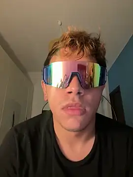 calleaaaa online show from 11-17-25, 10:52