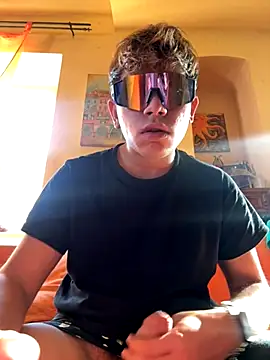 calleaaaa online show from 11-20-25, 10:49