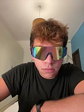 calleaaaa online show from 11-16-25, 03:39