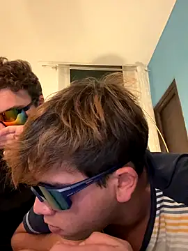 calleaaaa online show from 10-27-25, 05:58